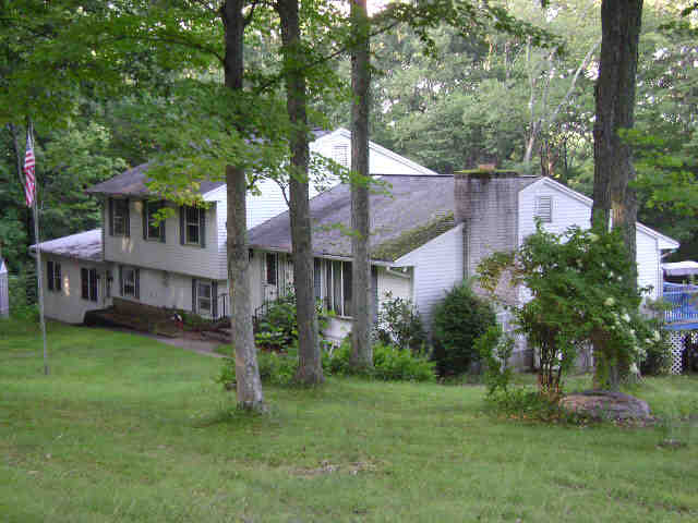 Building photograph for 611 MAIN ST S